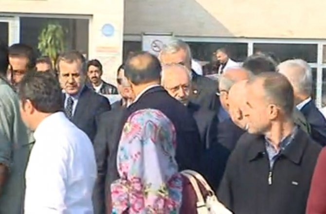 KILIÇDAROĞLU, BAYKAL’I ZİYARET ETTİ