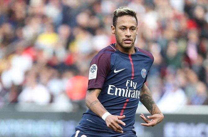 NEYMAR'A ÜLKESİNDE VERGİ CEZASI