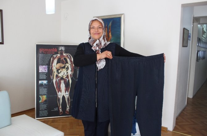 SADECE DİYETLE 76 KİLO VERDİ