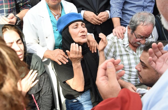 TARSUSLU ŞEHİT İÇİN BABA EVİNDE HELALLİK ALINDI