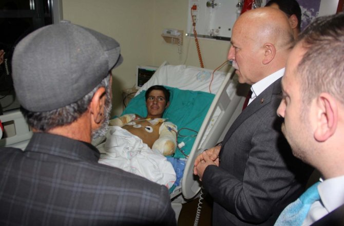 SAĞLIK BAKANINDAN, ELLERİ KESİLEN ÇOBAN İÇİN DESTEK SÖZÜ