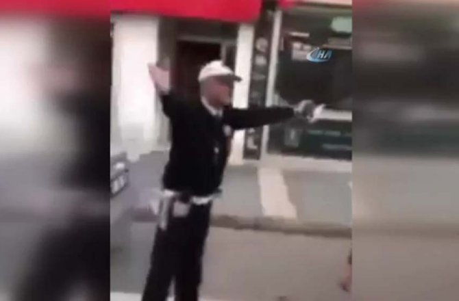 TÜRKİYE BU POLİSİ KONUŞUYOR