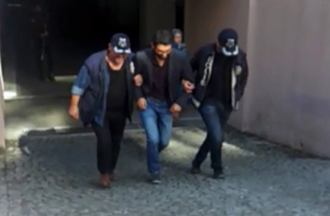 İZMİR’DE AVUKATLARA DHKP/C OPERASYONU