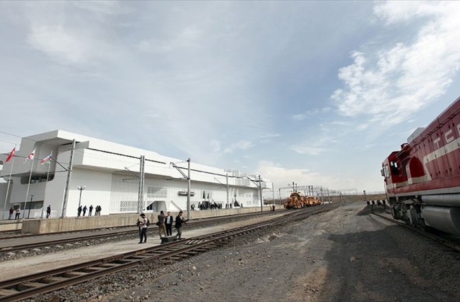 DEMİR İPEK YOLU'NDA 50 MİLYON TON YÜK TAŞINACAK