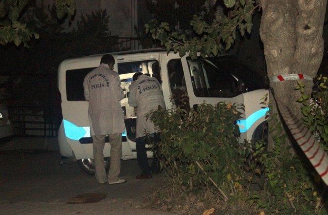 DENİZLİ’DE ŞİZOFREN DEHŞETİ: 2 ÖLÜ, 1 YARALI