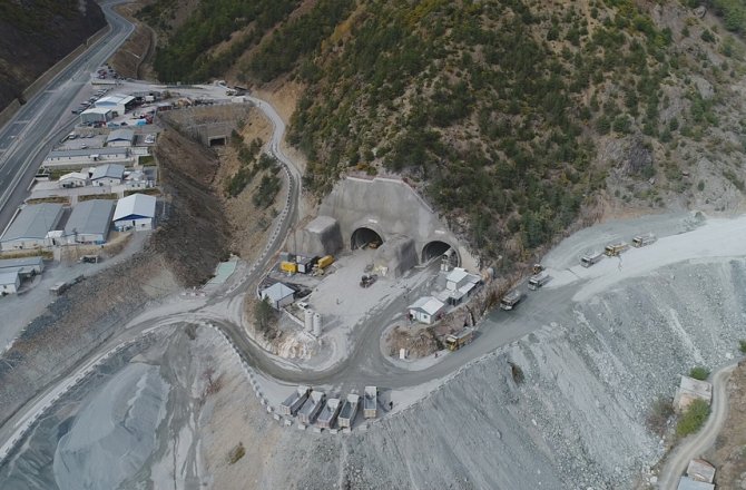 BİTTİĞİNDE AVRUPA’NIN EN UZUN TÜNELİ OLACAK