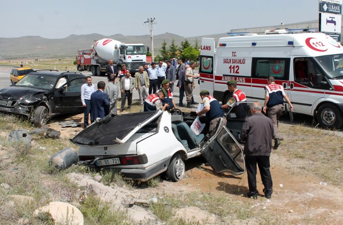 TRAFİK KAZALARINDA 10 YILDA 51 BİN KİŞİ YAŞAMINI YİTİRDİ