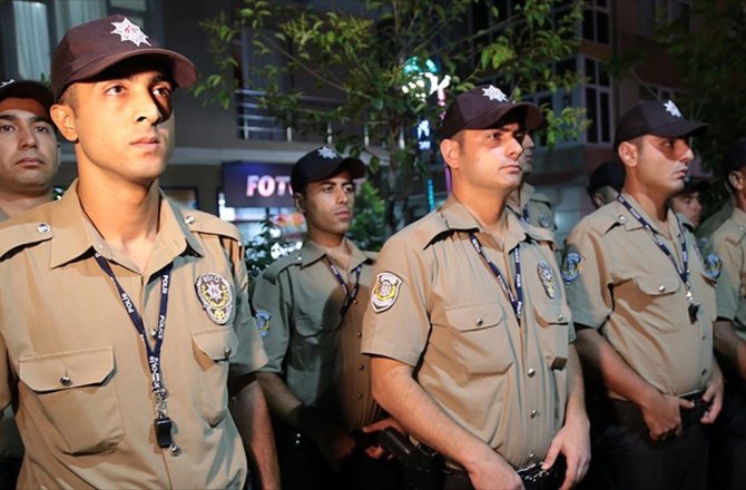 KORELİ 'AYLA'DAN GAZİ BABASINA ZİYARET