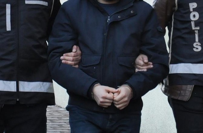 FETÖ'NÜN 'HAVA KUVVETLERİ SÖZLEŞMELİ SUBAYLAR İMAMI' YAKALANDI