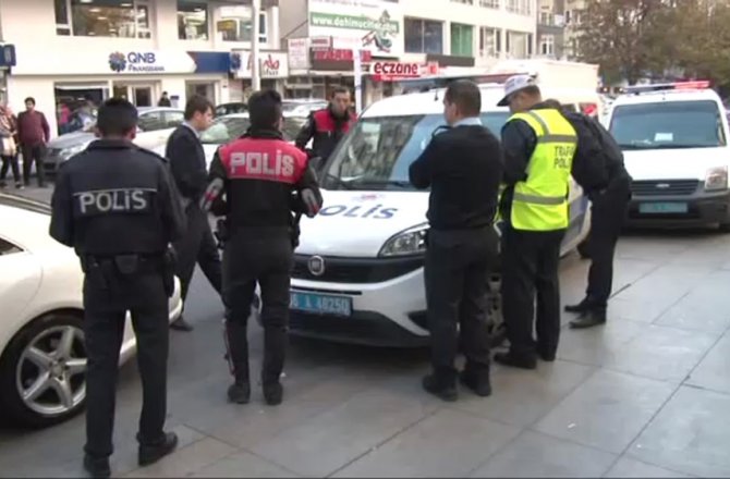 BAŞKENTİN GÖBEĞİNDE ŞÜPHELİ ARAÇ ALARMI