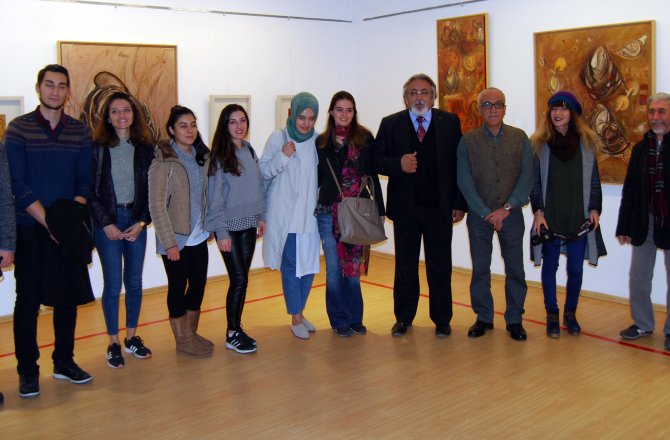  “SANATÇI ÖĞRENDİKÇE DAHA ÇOK KENDİNE DÖNEN VE YALNIZLAŞANDIR”