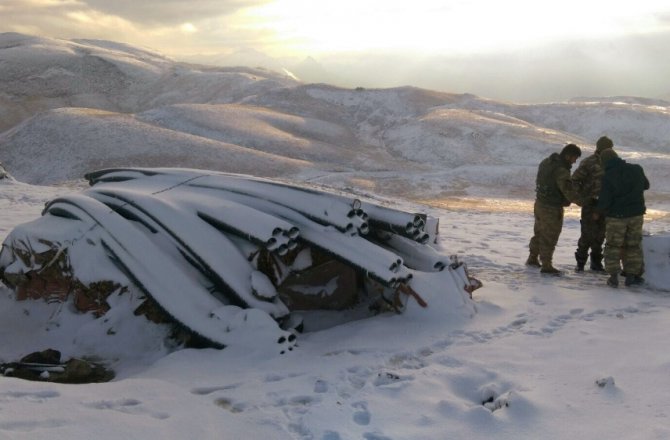 KATO KAHRAMANLARI KAR, ÇAMUR DİNLEMİYOR