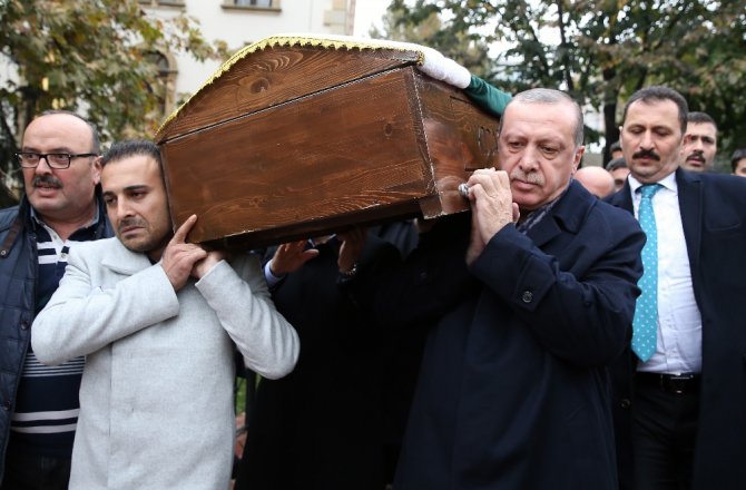 CUMHURBAŞKANI ERDOĞAN’DAN SINIF ARKADAŞINA SON GÖREV