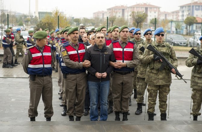 FETÖ'DEN YARGILANAN 244 SANIK HAKİM KARŞISINDA
