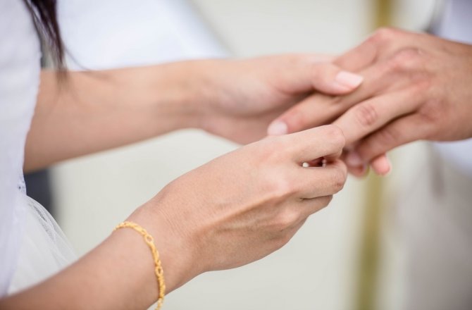 EL TİTREMESİNİN ALTINDA YATAN 5 NEDEN