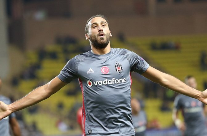 CENK TOSUN YÜKSELİŞİNİ SÜRDÜRÜYOR