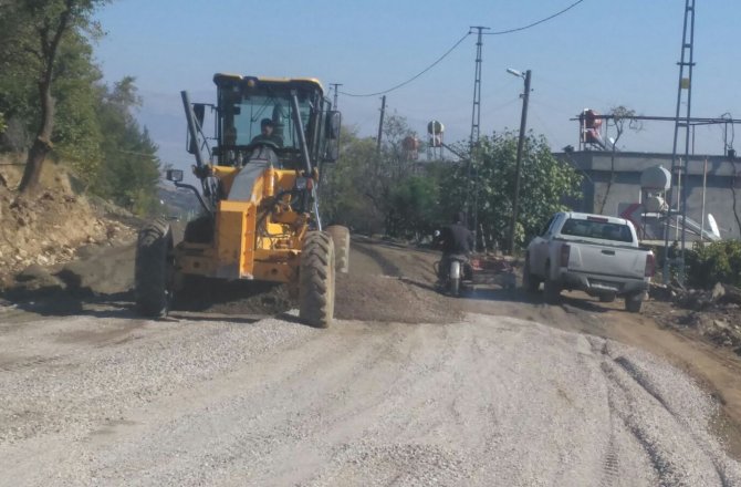 DADAĞLI GRUP YOLU ASFALTA HAZIRLANIYOR