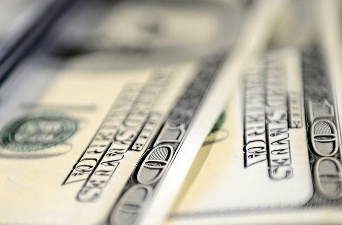 DOLAR 3,8720 LİRADAN GÜNE BAŞLADI