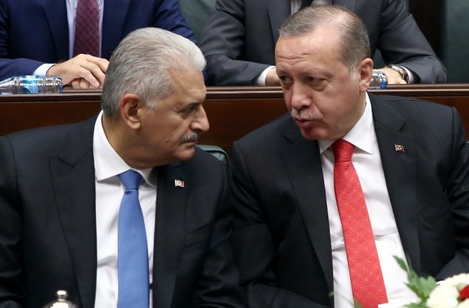 İSTANBUL’DAKİ SÜRPRİZ GÖRÜŞME SONA ERDİ