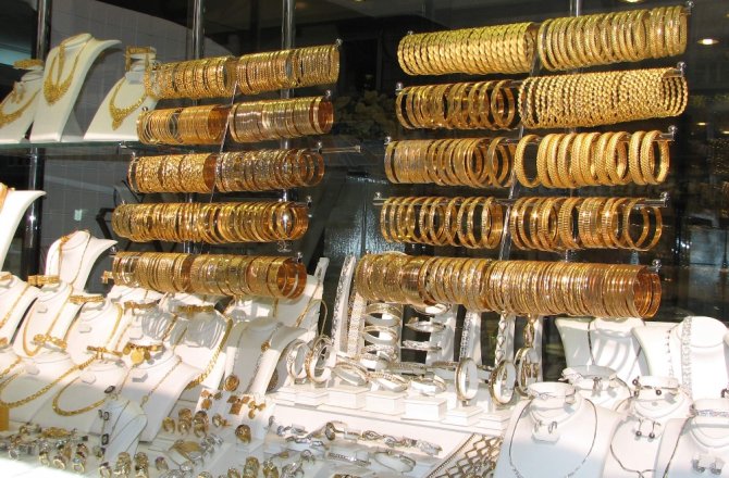 ALTIN NE KADAR OLDU?