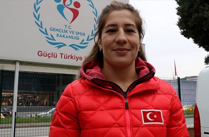 YASEMİN ADAR SUÇ DUYURUSUNDA BULUNDU