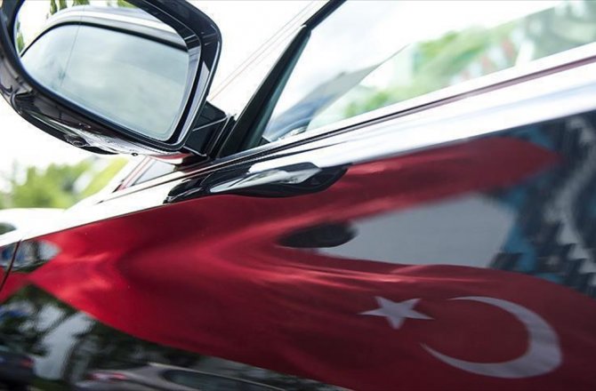 ÇEVKO'DAN YERLİ OTOMOBİLE 'ELEKTRİKLİ' DESTEK