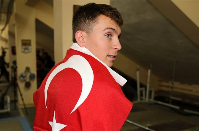 23 GÜNE İKİ AVRUPA ŞAMPİYONLUĞU SIĞDIRDI