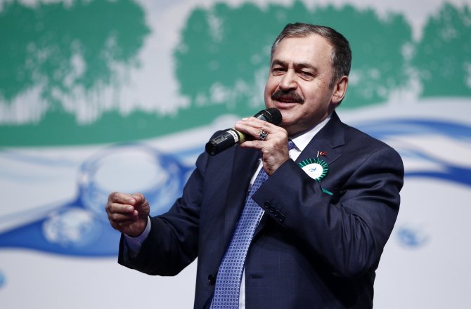 BAKAN KAHRAMANMARAŞ İÇİN İMZAYI ATTI