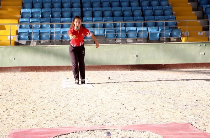 ÇİN’DE İLK MADALYA HİLAL’DEN