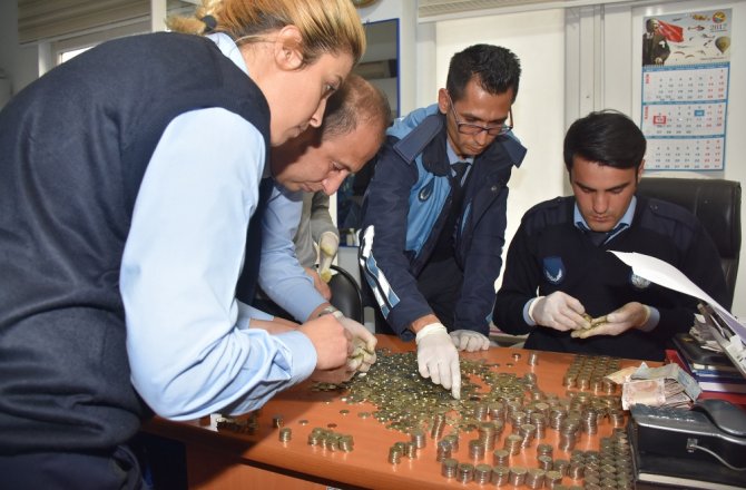 DİLENCİ MADENİ PARA BANKASI ÇIKTI