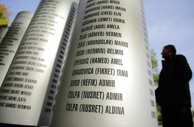 ÇOCUKLARI ÖLDÜRÜLEN SARAYBOSNALI AİLELER 'ADALET' BEKLİYOR