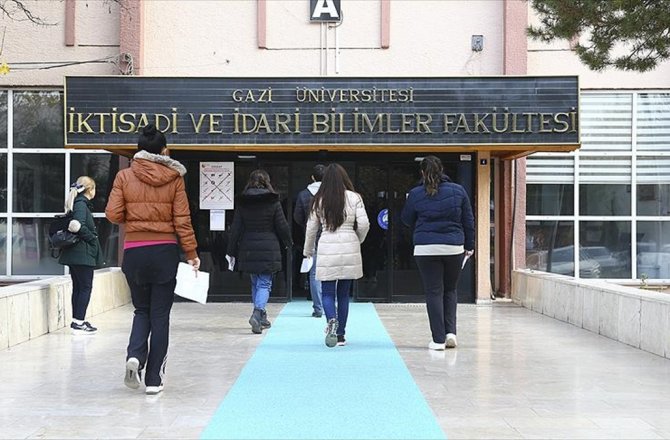 ALES SONBAHAR DÖNEMİ SINAVI YAPILDI