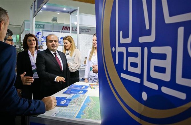 EKONOMİ BAKANI ZEYBEKÇİ: HELAL PAZARIN YÜZDE 80’İ GAYRİMÜSLİMLERİN