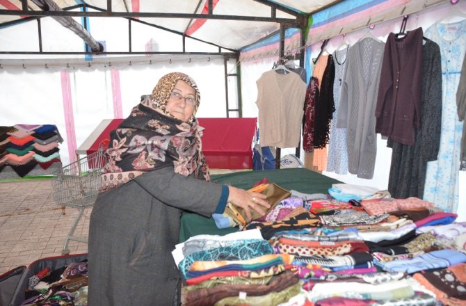 BUNLAR ÇALIŞAN KADINLAR VE BİR İSTEKLERİ VAR