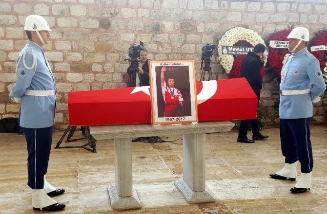 EFSANEYE VEDA: MEKANIN CENNET OLSUN