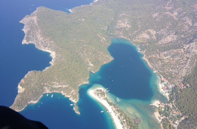 BU FOTOĞRAF YAMAÇ PARAŞÜTÜNDEN ÇEKİLDİ