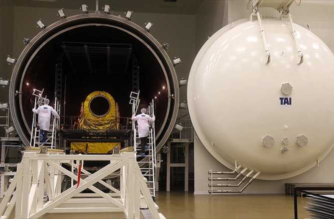 TÜRKİYE'NİN İLK UYDU MERKEZİ KAPILARINI GAZETECİLERE AÇTI