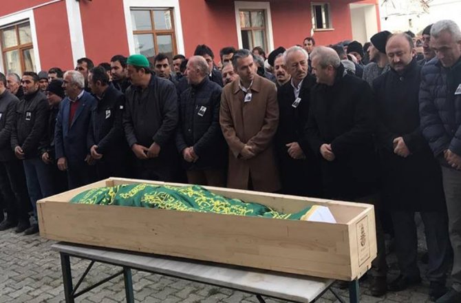 7 YIL SONRA GELEN MUTLU HABERE KALBİ DAYANAMADI