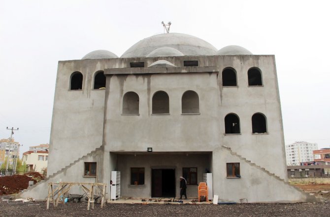 YUH ARTIK: CAMİNİN HOPARLÖRÜNÜ ÇALDILAR !