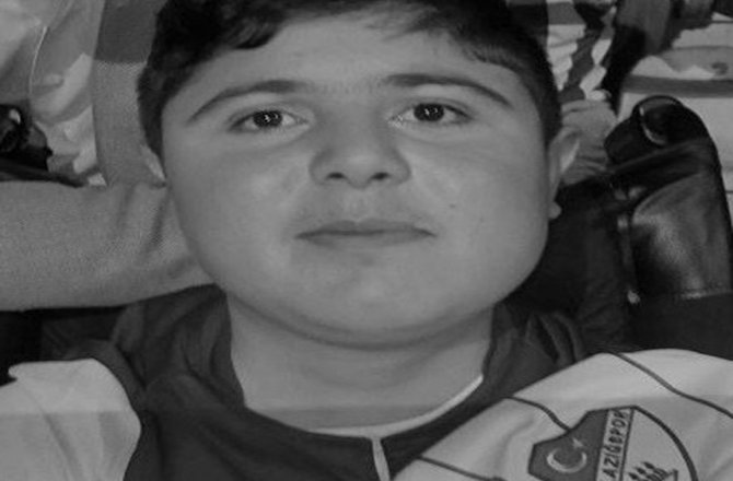 ELAZIĞSPOR’UN GENÇ TARAFTARI YAKALANDIĞI HASTALIĞA YENİLDİ