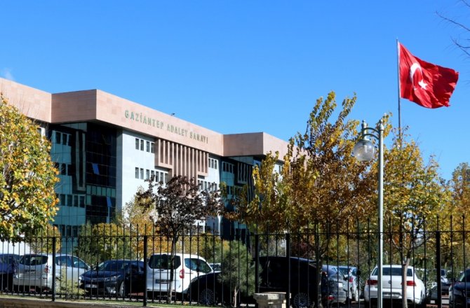 CANLI BOMBANIN EŞİ: ÖLDÜĞÜNE ÜZÜLMEDİM