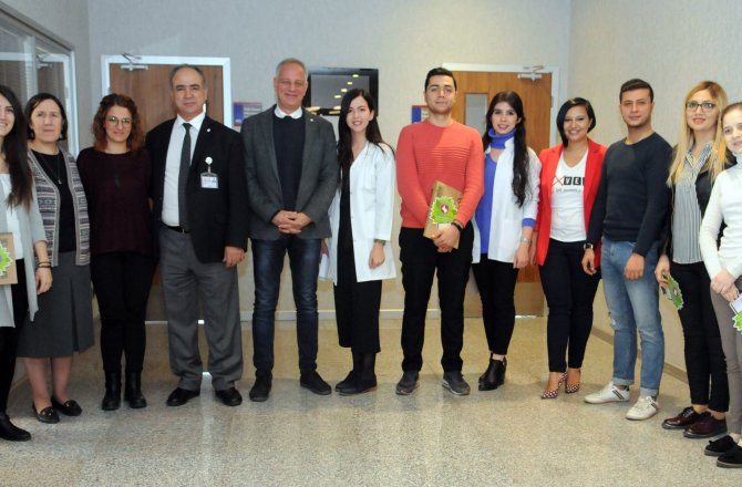 SANKO ÜNİVERSİTESİ’NDE ÖĞRETİM ÜYELERİNE FİDAN BERATI DAĞITILDI