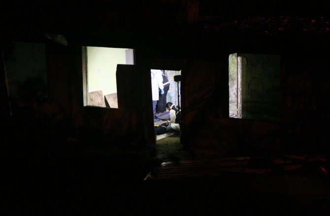 VAHŞET: CESEDİ PARÇALAYIP BAVULA KOYDU !