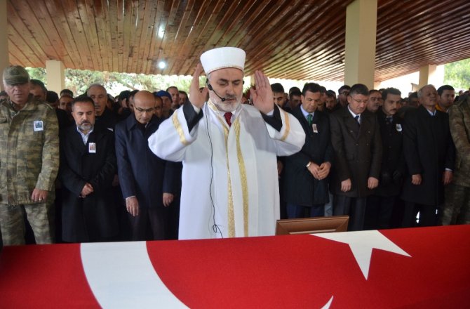 ŞEHİT SON YOLCULUĞUNA UĞURLANDI