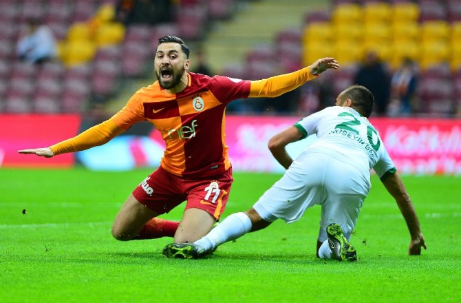 GALATASARAY’DAN FARKLI GALİBİYET