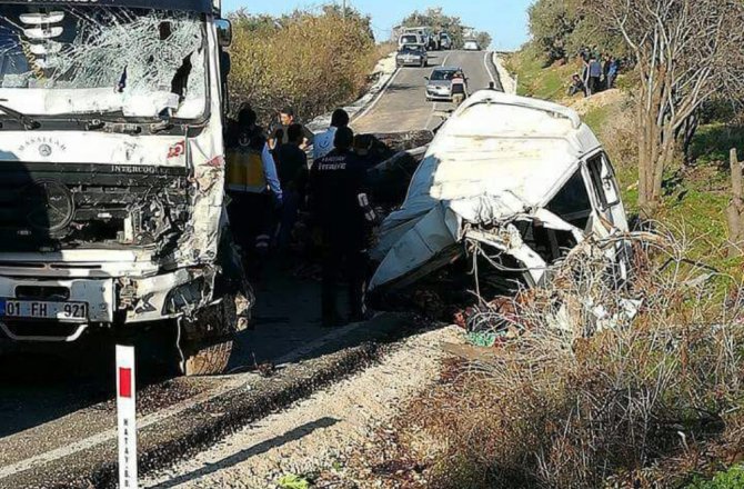 FECİ KAZADA ÖLÜ SAYISI 11 OLDU