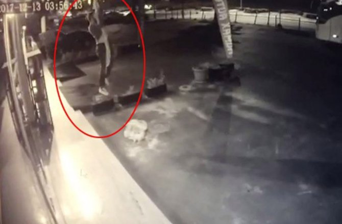 SALDIRGANIN FİLMLERİ ARATMAYAN KAÇIŞI KAMERADA