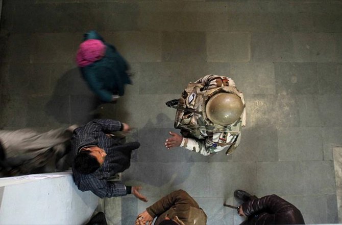 POLİS SUÇLANINCA KAÇAN MUTLULUK BAKANINI ARIYOR