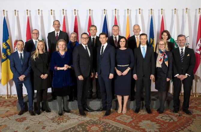 AVUSTURYA’DA İLK BAKANLAR KURULU TOPLANDI