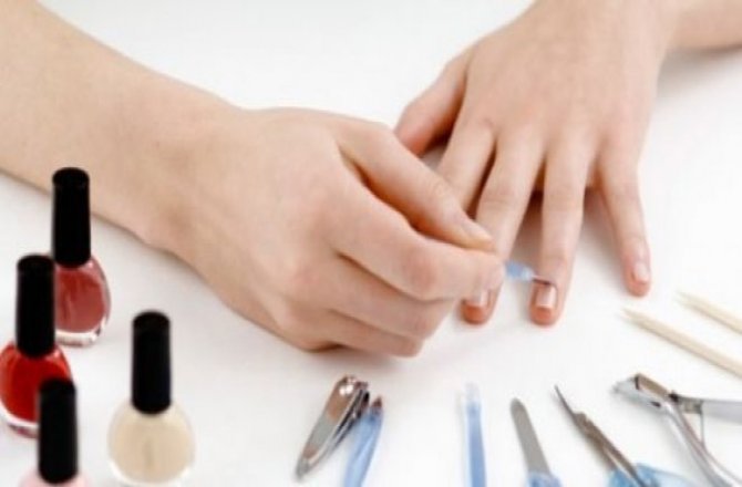 KENDİ MANİKÜRÜNÜZÜ KENDİNİZ YAPIN